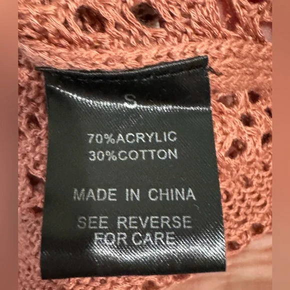 Wishlist Crochet V-Neck Sweater, Size Small, Terracotta Color, - Picture 5 of 7